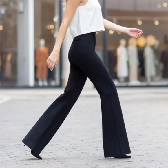 SPANX SPANXsmooth™ PerfectFit Ponte Wide Leg Pant in
Classic Black NWOT S - Picture 6 of 16